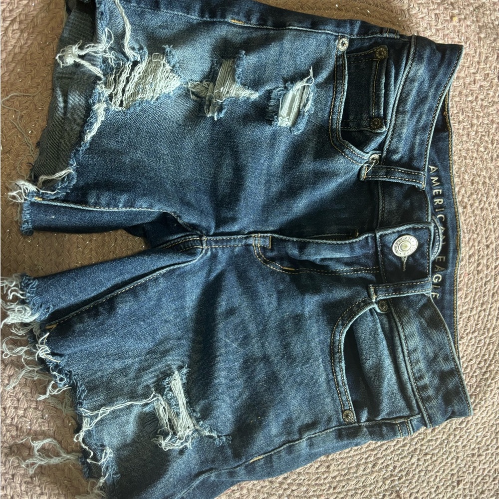 American Eagle shorts!